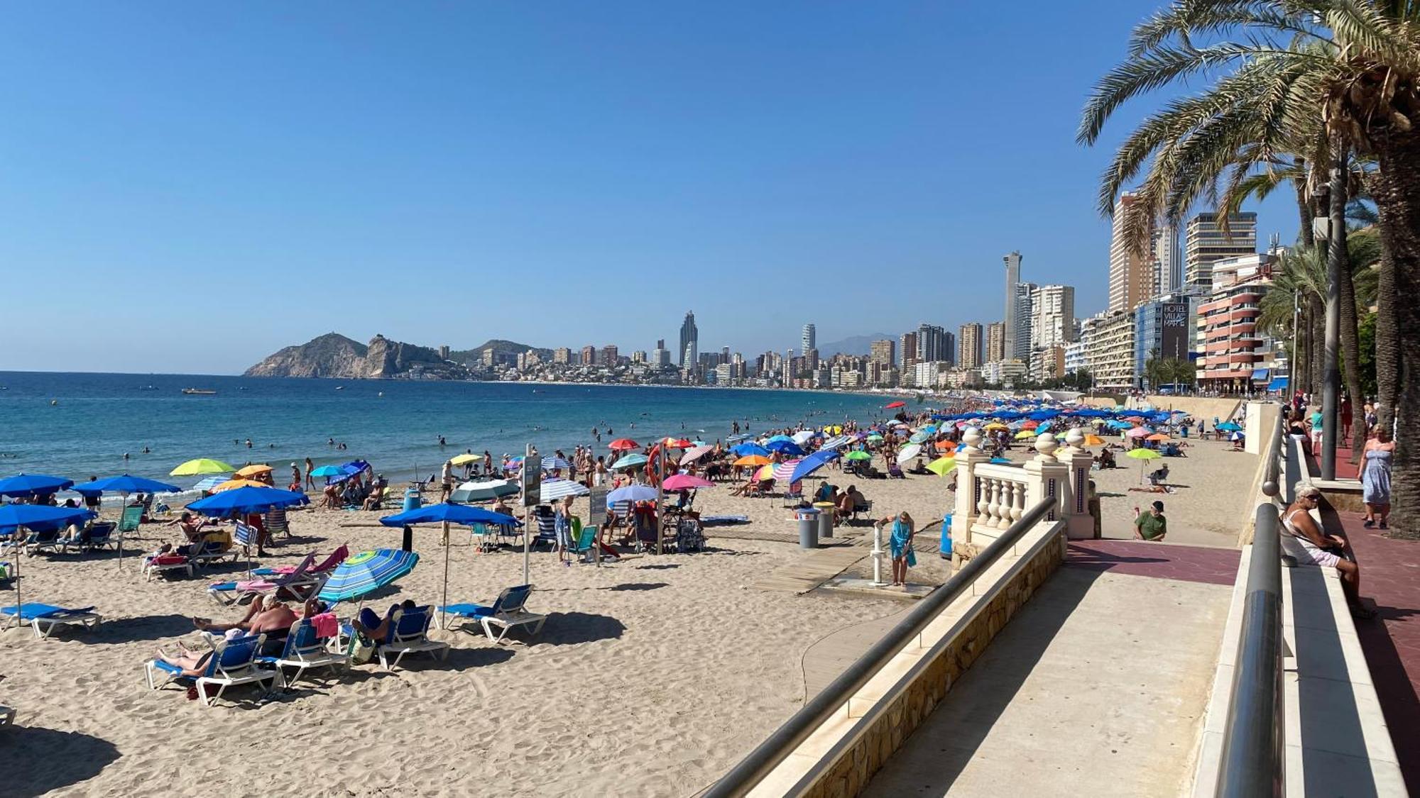 Solymar Poniente Apartamento Recien Reformado A 3 Min De Playa Poniente Y Del Centro Parking Opcional Benidorm Zewnętrze zdjęcie